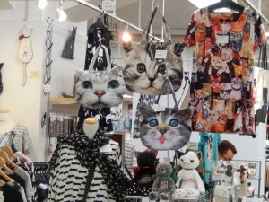 Cat_goods_Store.jpg