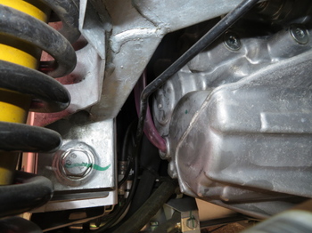 Lotus Elise S3 Manual Transmission oil change (12).jpg