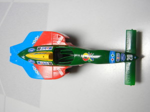 Meri_Benetton_B190_decaled_3.JPG