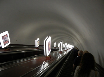 Metroescalator.jpg