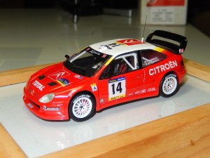 Mini_Racing_Citroen_Xsara_WRC_2001-1.jpg