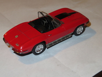 Monogram_Corvette1967 (32).jpg