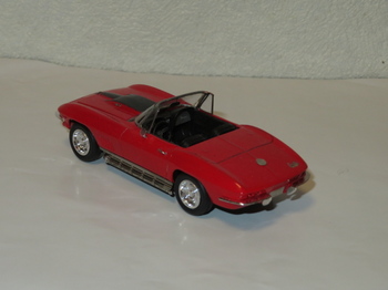 Monogram_Corvette1967 (34).jpg